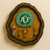 Tábua Rústica do Chapecoense + Kit Churrasqueiro